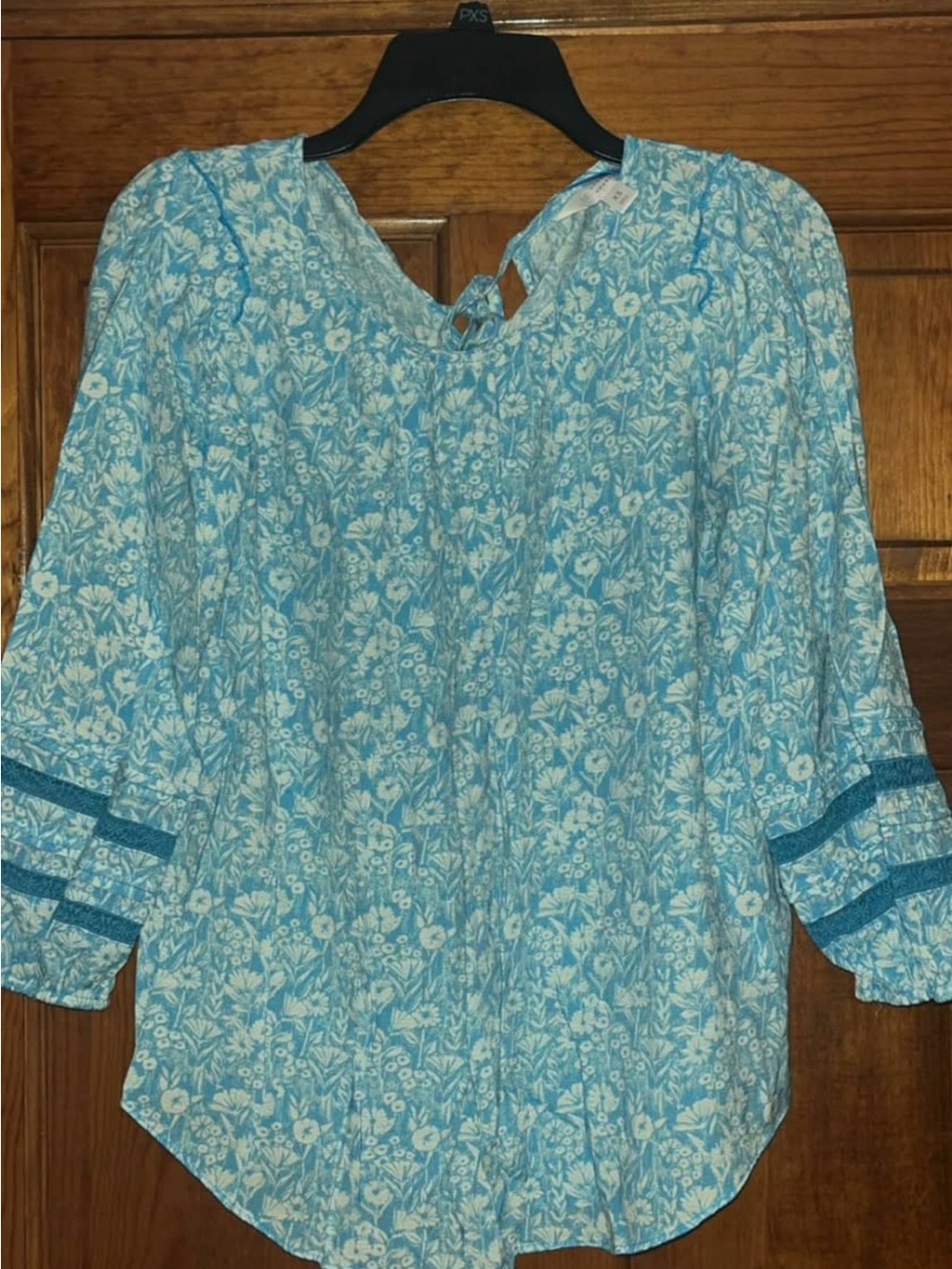 LC Lauren Conrad Light Blue Floral Tie-Neck Peasant Blouse